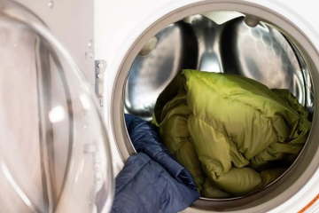 Cách giặt áo phao bằng máy giặt ngay tại nhà chuẩn đẹp đúng cách