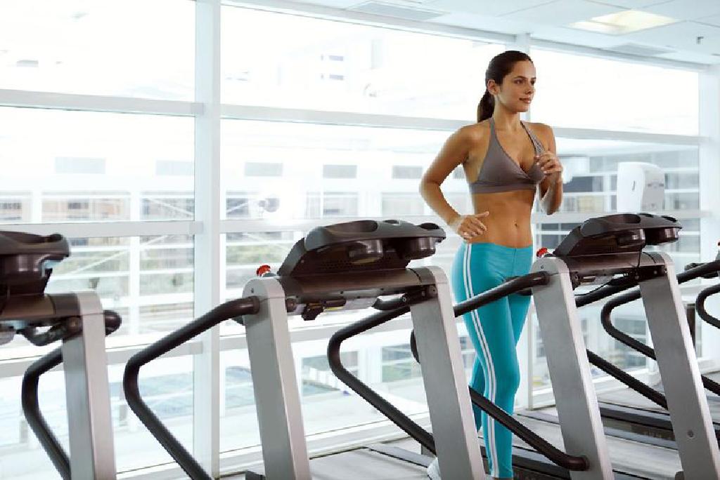 Nên chạy bộ trước hay sau khi tập gym