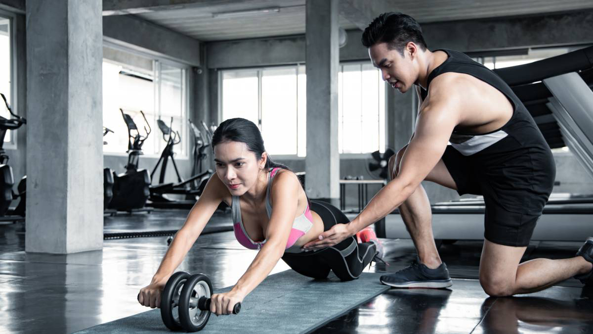 tập gym có nên ăn khuya hay không